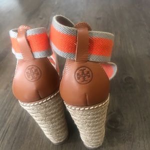 Tory Burch electives band sandals